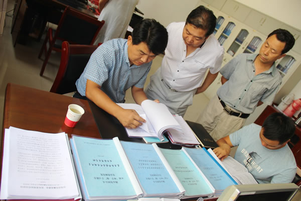市交通運(yùn)輸局黨組書記、局長馬潤同志對隴運(yùn)集團(tuán)公司全面從嚴(yán)治黨及黨風(fēng)廉政建設(shè)進(jìn)行專題調(diào)研