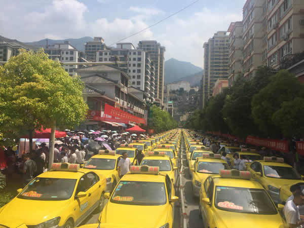 又是一年高考季，又到愛心送考時(shí)