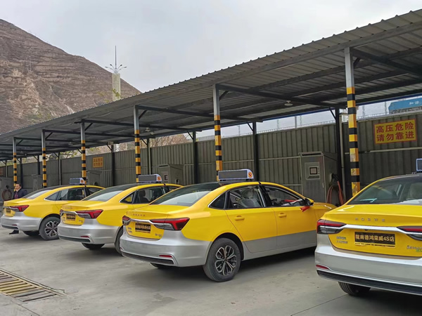好消息！隴運(yùn)集團(tuán)武都 公交公司新能源汽車充電站對(duì)外開放啦